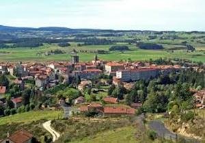 Commune de Saugues 43170