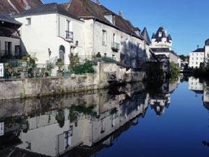 Commune de Bourgueil 37140