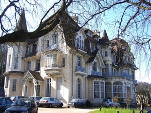 Commune de Louveciennes 78430